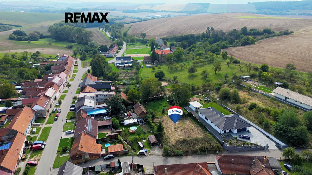 Prodej stavebního pozemku 1361 m²